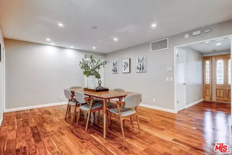 3974 Abella St, Glendale, CA 91214 photo 9