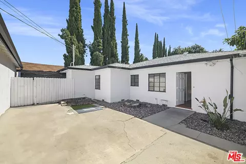 2007 E Villa St, Pasadena, CA 91107 photo 7