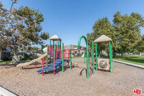 4226 Larwin Ave, Cypress, CA 90630 photo 31