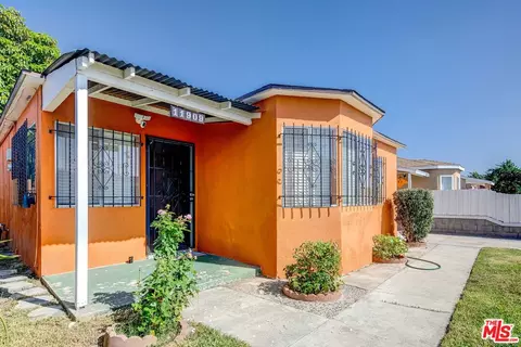 11909 Arkansas St, Artesia, CA 90701