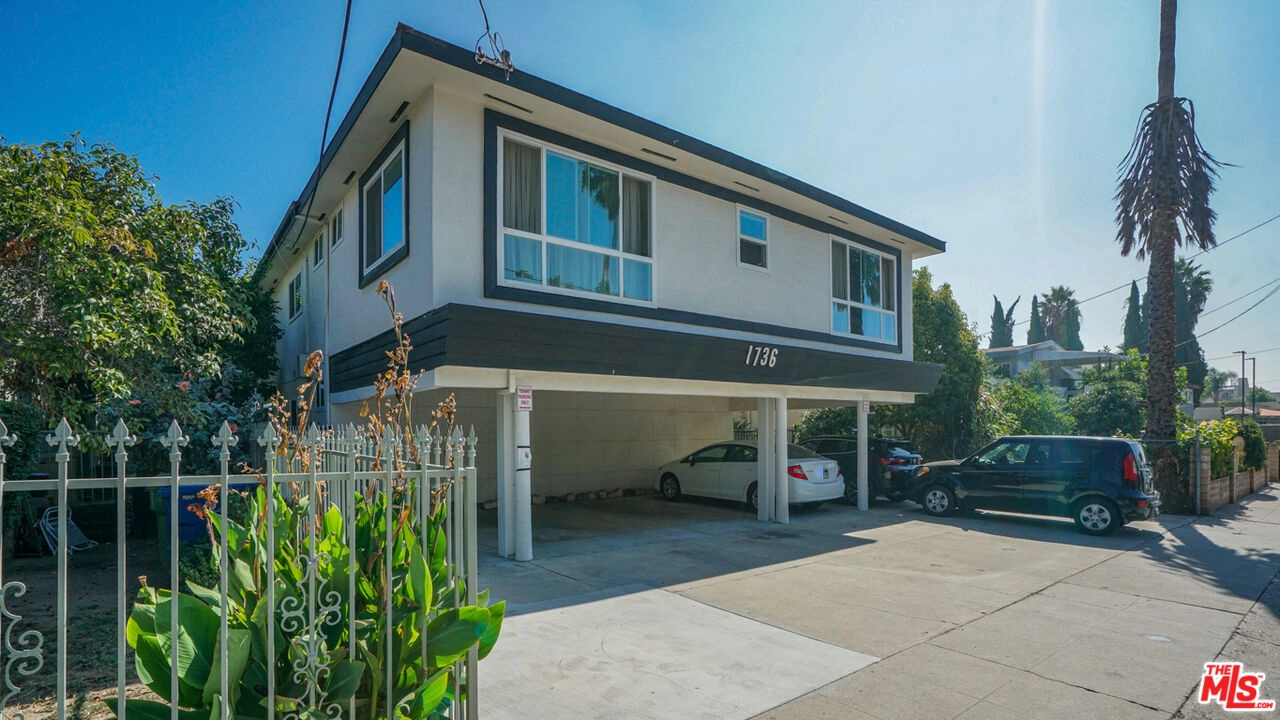 1736 N Normandie Ave  