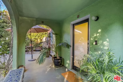 840 N Coronado Ter, Los Angeles, CA 90026