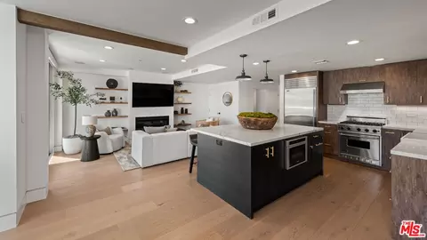114 Galleon St #4, Marina Del Rey, CA 90292