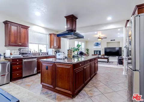 3077 Sage View Ct, Fullerton, CA 92833 photo 8