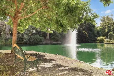 8106 Raintree Cir, Culver City, CA 90230