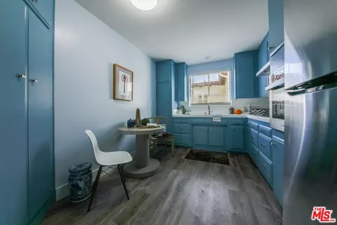 1604 E 2nd St #2E, Long Beach, CA 90802 photo 11