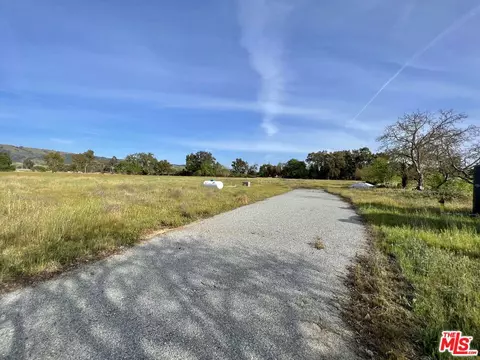 2590 Roop Rd, Gilroy, CA 95020 photo 13