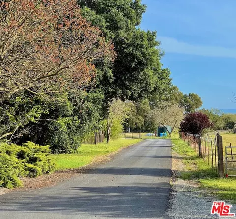 2590 Roop Rd, Gilroy, CA 95020 photo 10