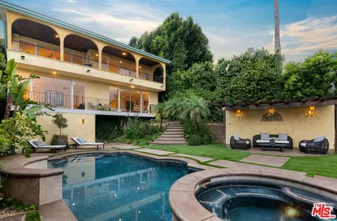3422 Laurie Pl, Studio City, CA 91604