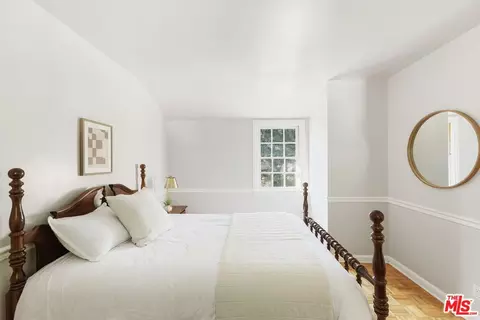 2480 E Chevy Chase Dr, Glendale, CA 91206 photo 36