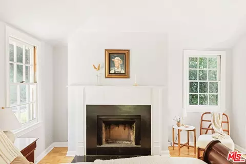 2480 E Chevy Chase Dr, Glendale, CA 91206 photo 30
