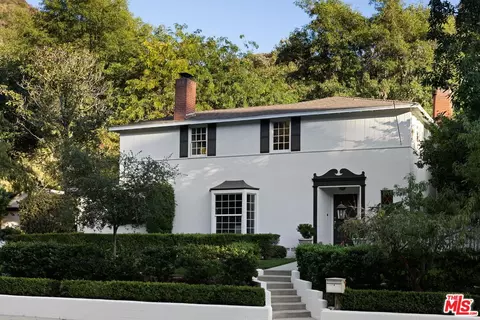 2480 E Chevy Chase Dr, Glendale, CA 91206 photo 4