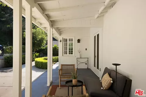 2480 E Chevy Chase Dr, Glendale, CA 91206 photo 38