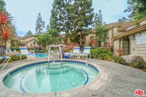 16211 Downey Ave #8, Paramount, CA 90723 photo 30