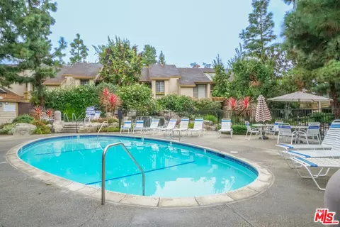 16211 Downey Ave #8, Paramount, CA 90723 photo 32