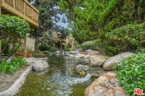 16211 Downey Ave #8, Paramount, CA 90723 photo 18