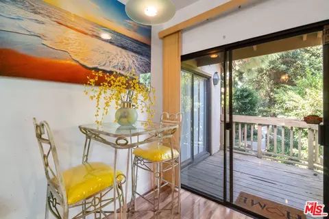 16211 Downey Ave #8, Paramount, CA 90723 photo 8