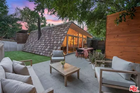 7234 Woodrow Wilson Dr, Los Angeles, CA 90068