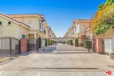 13763 Cordary Ave, Hawthorne, CA 90250