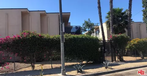 862 W 126th St, Los Angeles, CA 90044
