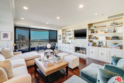 10560 Wilshire Blvd #1604, Los Angeles, CA 90024