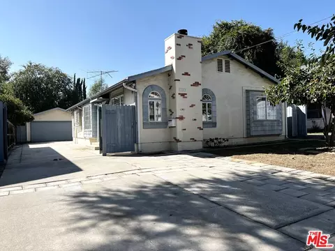 1151 Forest Ave, Pasadena, CA 91103 photo 2