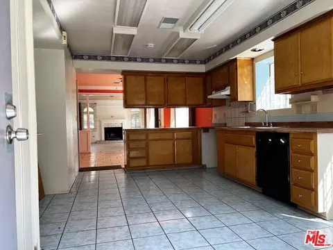 1151 Forest Ave, Pasadena, CA 91103 photo 8