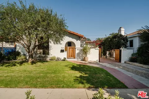 9103 Gibson St, Los Angeles, CA 90034