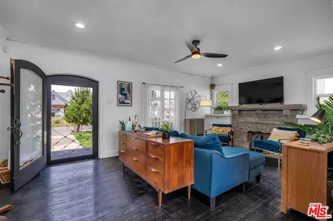 5448 S Victoria Ave, Los Angeles, CA 90043