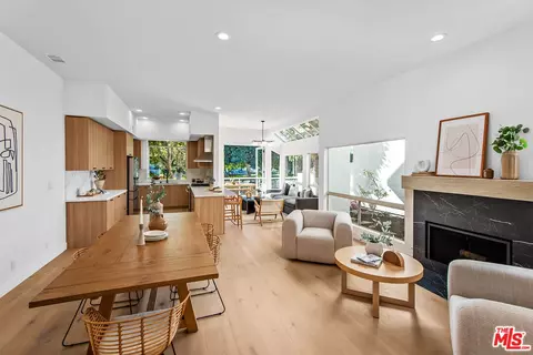 690 Harbor St #3, Venice, CA 90291