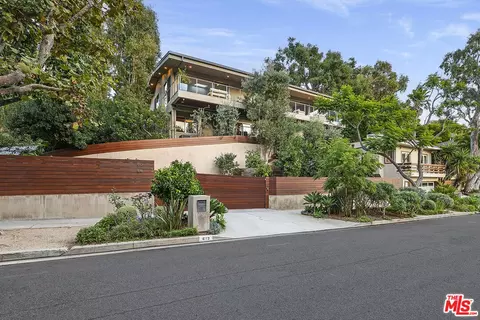 612 E Channel Rd, Santa Monica, CA 90402
