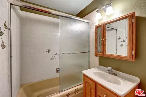 13611 Daventry St, Pacoima, CA 91331 photo 23
