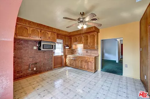 13611 Daventry St, Pacoima, CA 91331 photo 12