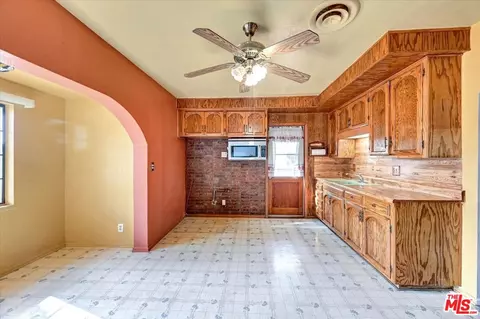 13611 Daventry St, Pacoima, CA 91331 photo 11