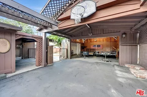 13611 Daventry St, Pacoima, CA 91331 photo 32