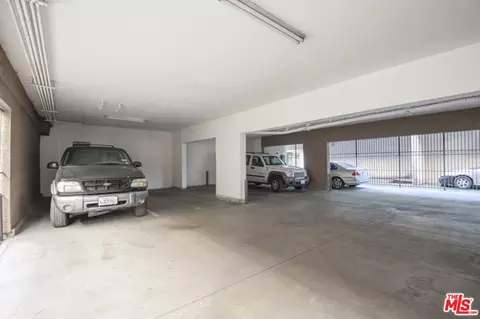 744 Rose Ave, Long Beach, CA 90813 photo 6