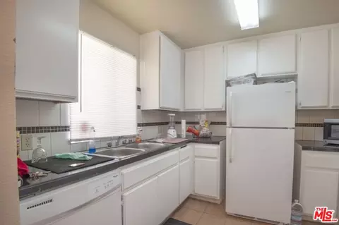 744 Rose Ave, Long Beach, CA 90813 photo 5