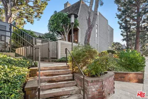 13322 Maxella Ave #1, Marina Del Rey, CA 90292