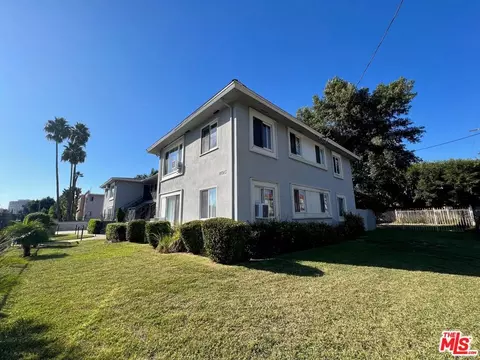 14913 Hartland St, Van Nuys, CA 91405