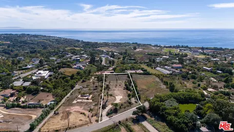 29652 Cuthbert Rd, Malibu, CA 90265