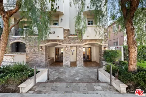 14242 Burbank Blvd #104, Sherman Oaks, CA 91401