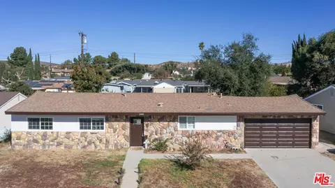 1305 Ahart St, Simi Valley, CA 93065 photo 3