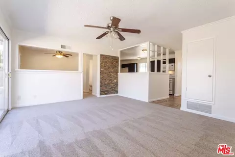1305 Ahart St, Simi Valley, CA 93065 photo 12
