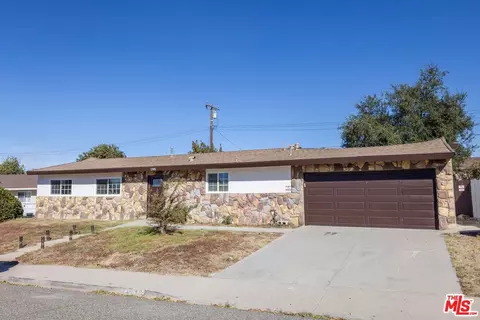 1305 Ahart St, Simi Valley, CA 93065