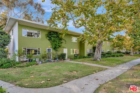 5574 Village Grn, Los Angeles, CA 90016
