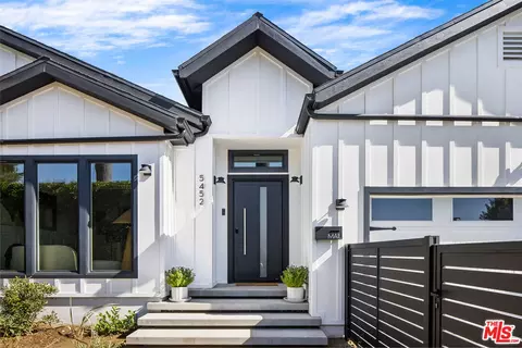 5452 Leghorn Ave, Sherman Oaks, CA 91401