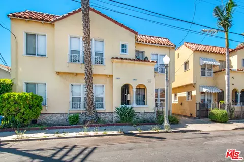 3919 Walton Ave, Los Angeles, CA 90037