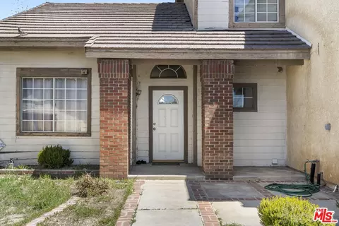 Exterior - 3575 Crystal Ct, Palmdale, CA 93550 photo 2 of 5