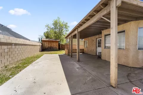 Exterior - 3575 Crystal Ct, Palmdale, CA 93550 photo 4 of 5