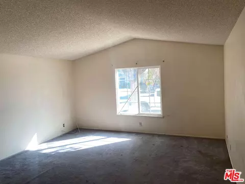 37525 37th St, Palmdale, CA 93550 photo 9